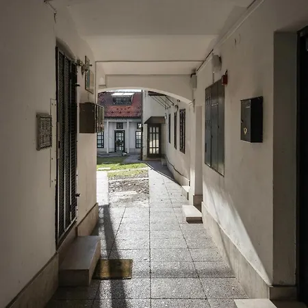 Lovely Under The Castle Hill * Lublaň